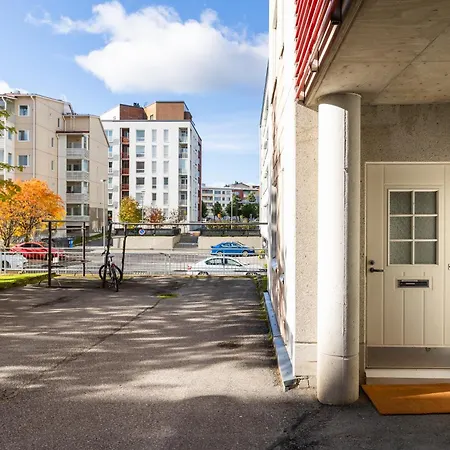 - Private Sauna, Free Parking, Balcony And Free Wifi *