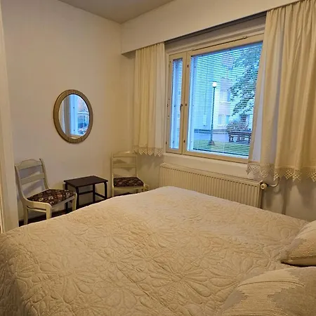 - Private Sauna, Free Parking, Balcony And Free Wifi *